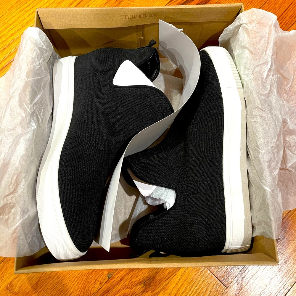 Steve Madden Black Loxer Wedge Sneaker